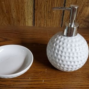 Bathroom decor. Golf themed.